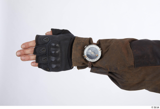 Photos Cody Miles Army Stalker gloves hand watch 0002.jpg